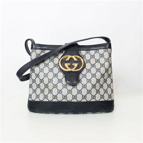 abbigliamento mario gucci ceccone|Gucci handbags.